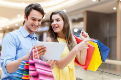 E-commerce-and-retail Man & Woman while shoping online using e-commerce platfroms